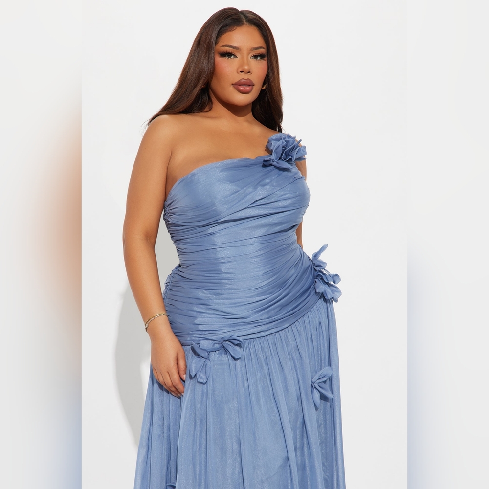 Fashion Nova One Shoulder Dress - Picture 4 of 7